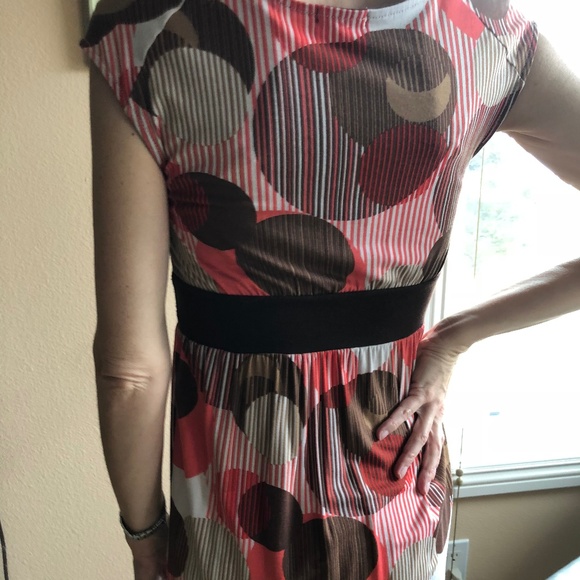 Notice Short Sleeve Dress (Size S) - Picture 2 of 2